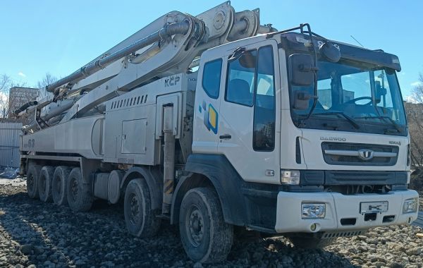 Услуги бетононасоса KCP для заливки бетона - Биробиджан, заказать или взять в аренду