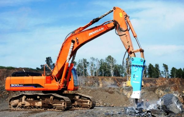 Гидромолот POQUTEC на базе Doosan. Аренда и услуги. - Биробиджан, заказать или взять в аренду