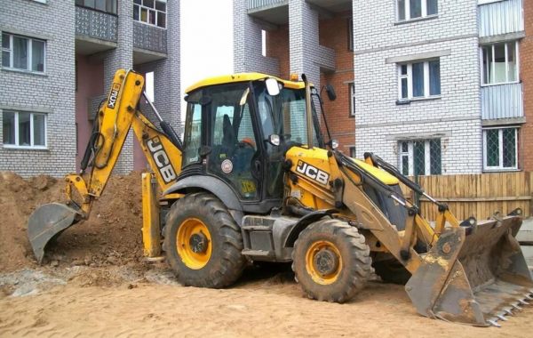 Услуги экскаватора погрузчика JCB 3CX для земляных работ - Биробиджан, заказать или взять в аренду