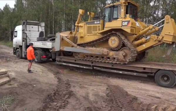 Бульдозеры в аренду CAT D7R, Komatsu D375A - Биробиджан, заказать или взять в аренду