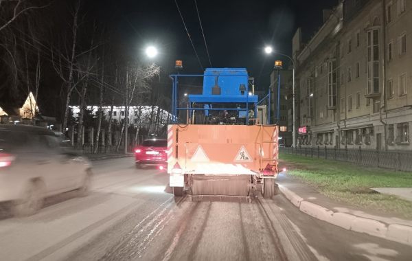 Уборка улиц и дорог спецтехникой и дорожными уборочными машинами - Биробиджан, цены, предложения специалистов