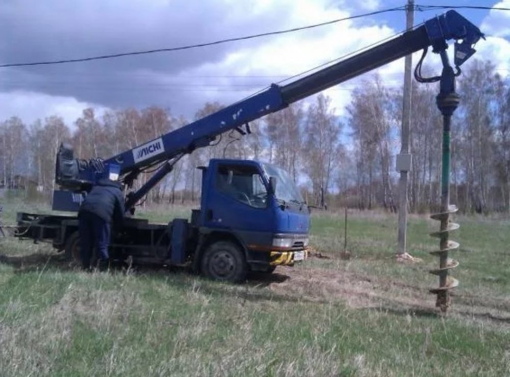 Буроям Mitsubishi Canter с буровой установкой взять в аренду, заказать, цены, услуги - Биробиджан