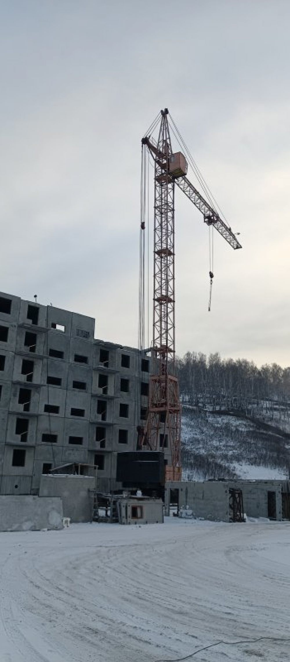Башенный кран Услуги башенного крана КБ взять в аренду, заказать, цены, услуги - Биробиджан