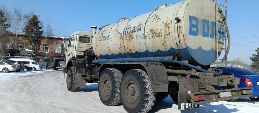 Водовоз Услуги водовозов. Доставка питьевой и технической воды взять в аренду, заказать, цены, услуги - Биробиджан