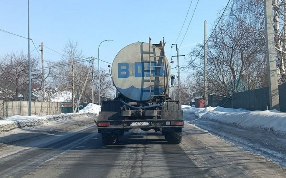 Водовоз Поиск водовозов для доставки питьевой или технической воды взять в аренду, заказать, цены, услуги - Биробиджан