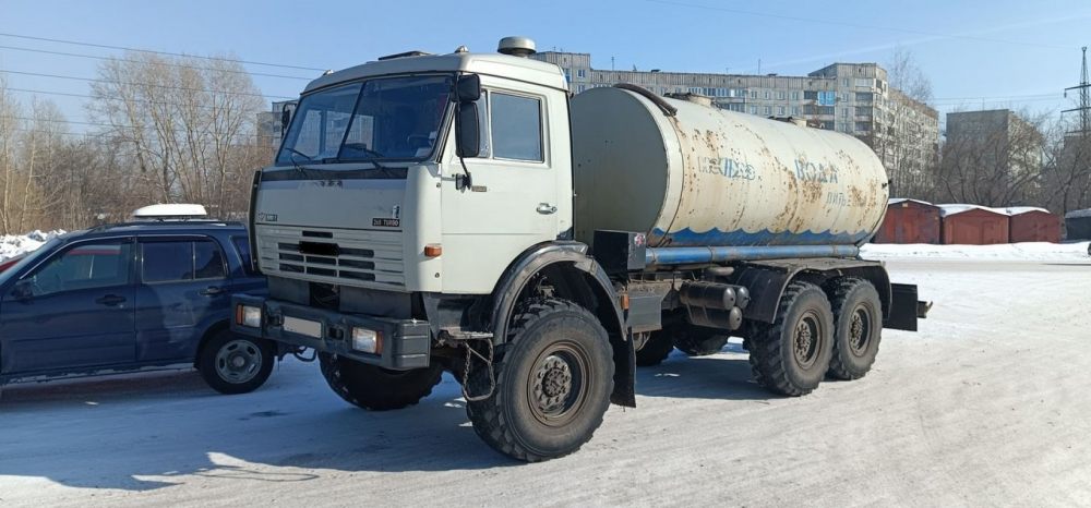 Доставка и перевозка питьевой и технической воды 10 м3 стоимость услуг и где заказать - Биробиджан