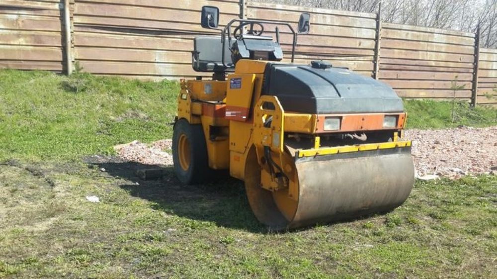 Каток Dynapac CC142C купля/продажа, продам - Биробиджан