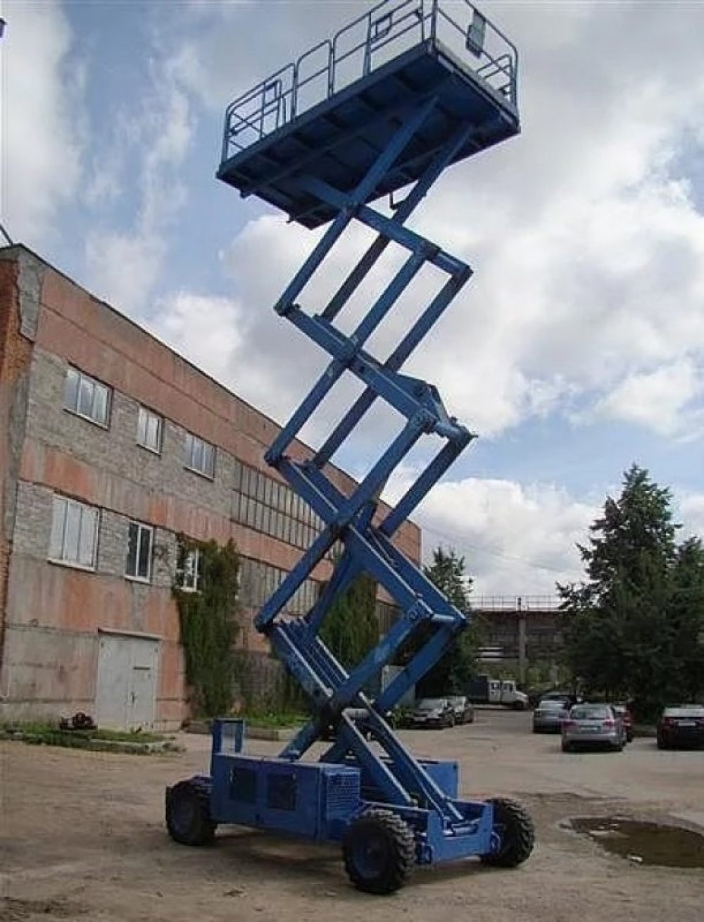Подъемник Upright LX14 взять в аренду, заказать, цены, услуги - Биробиджан