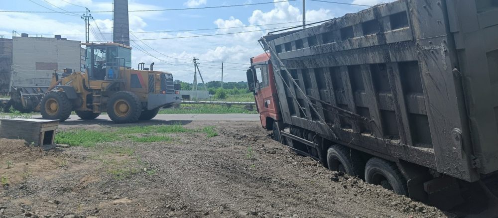 Эвакуация грузовых авто и автобусов. 24 часа. стоимость услуг и где заказать - Биробиджан
